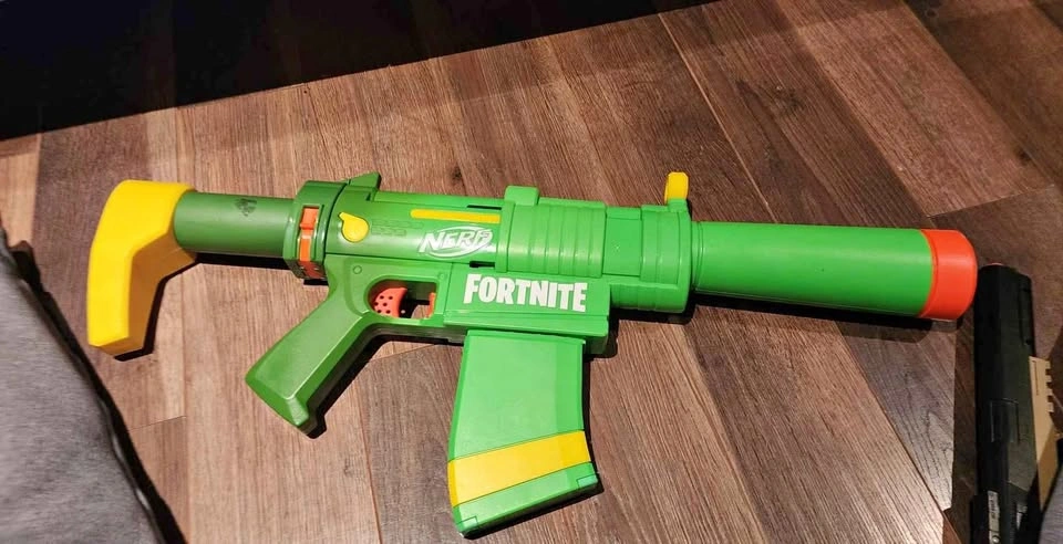 Nerf Fortnite SMG-Zesty Elite Dart Blaster