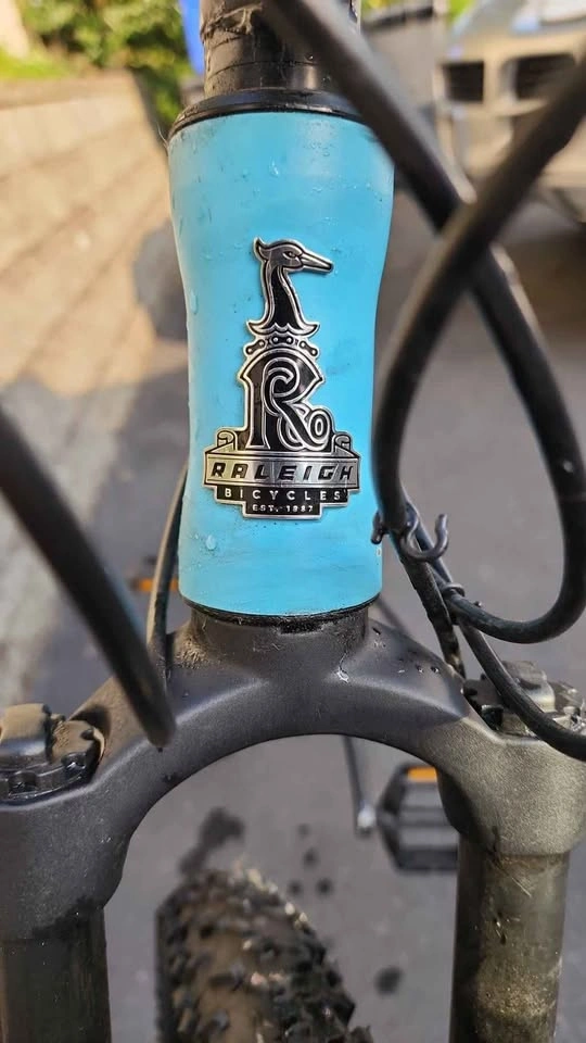 Raleigh Summit Hardtail Mountain Bike - photo 2