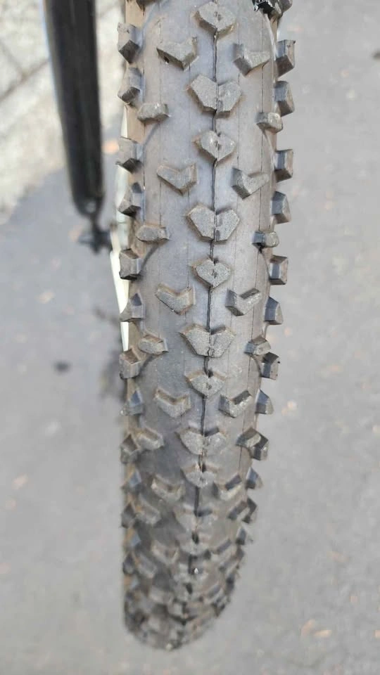 Raleigh Summit Hardtail Mountain Bike - photo 5