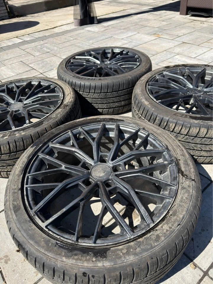 235/40/18 Michelin Pilot Sport Tires (On Rim) - photo 2