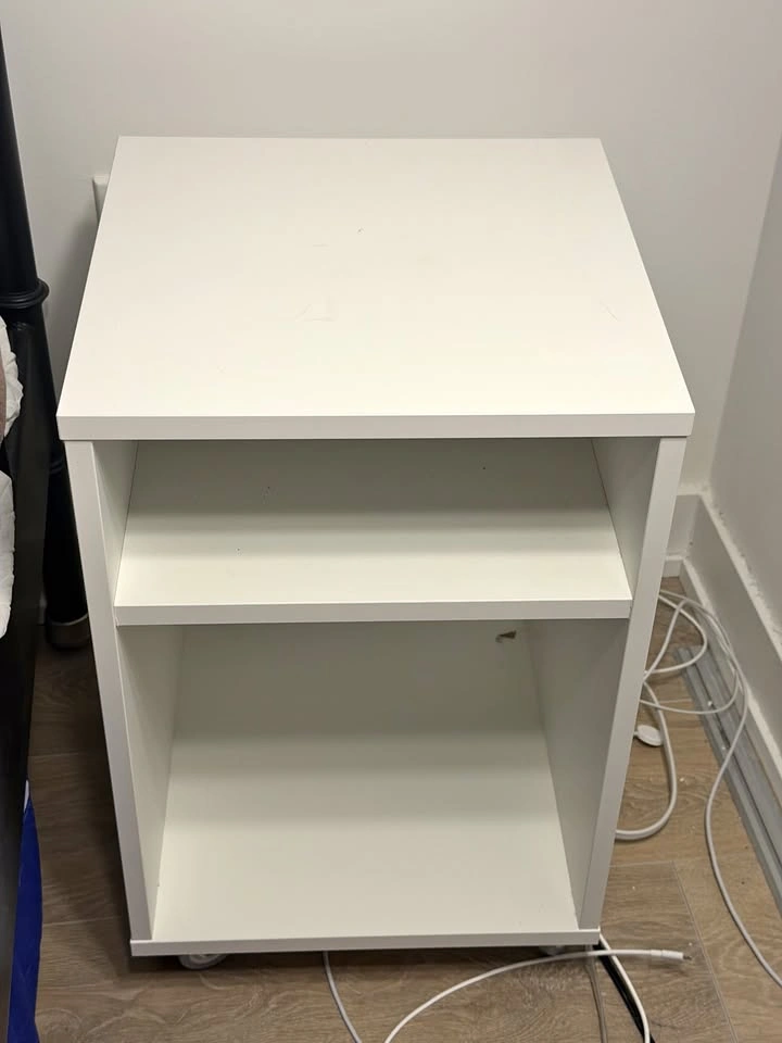 IKEA VIHALS White Nightstand Table