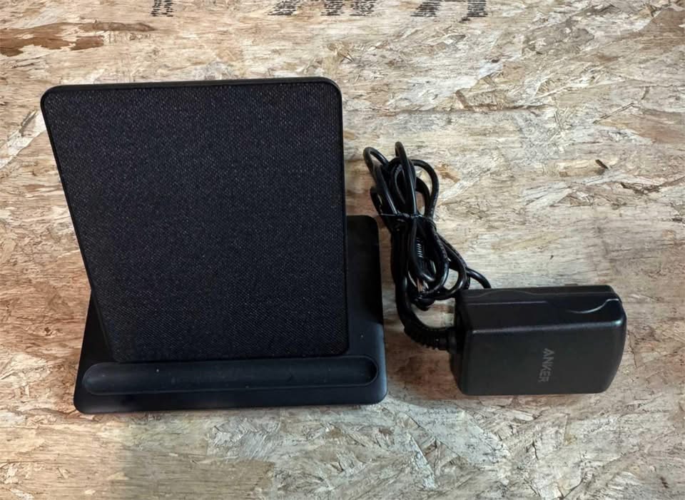 Wireless Charging Dock for Kindle (2022 & 2024) - photo 4
