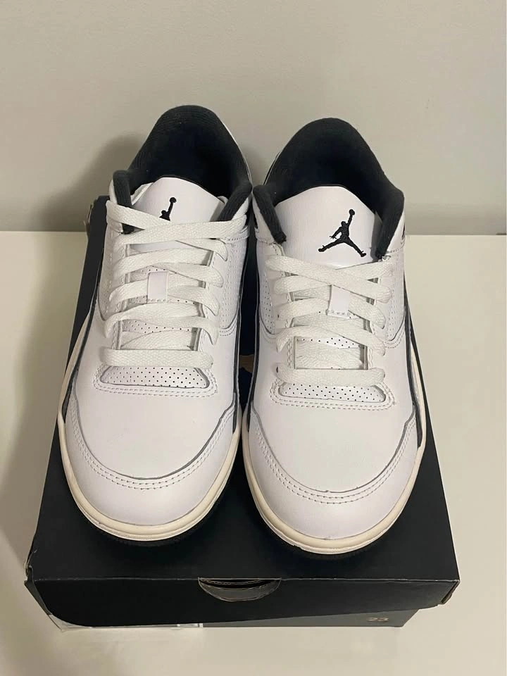Air Jordan Flight Court GS  – Brand New w/ Box - photo 2