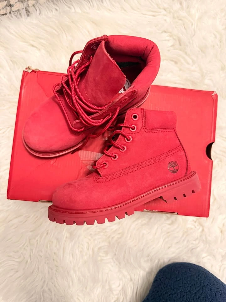 Red Timberland Waterproof Boots size 6 - photo 3