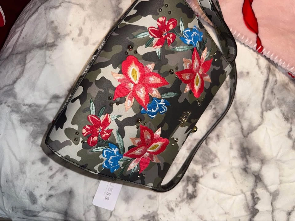 Guess Side Bag