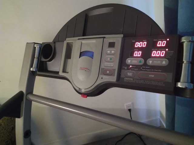 ProForm Crosswalk 380 Treadmill - photo 3