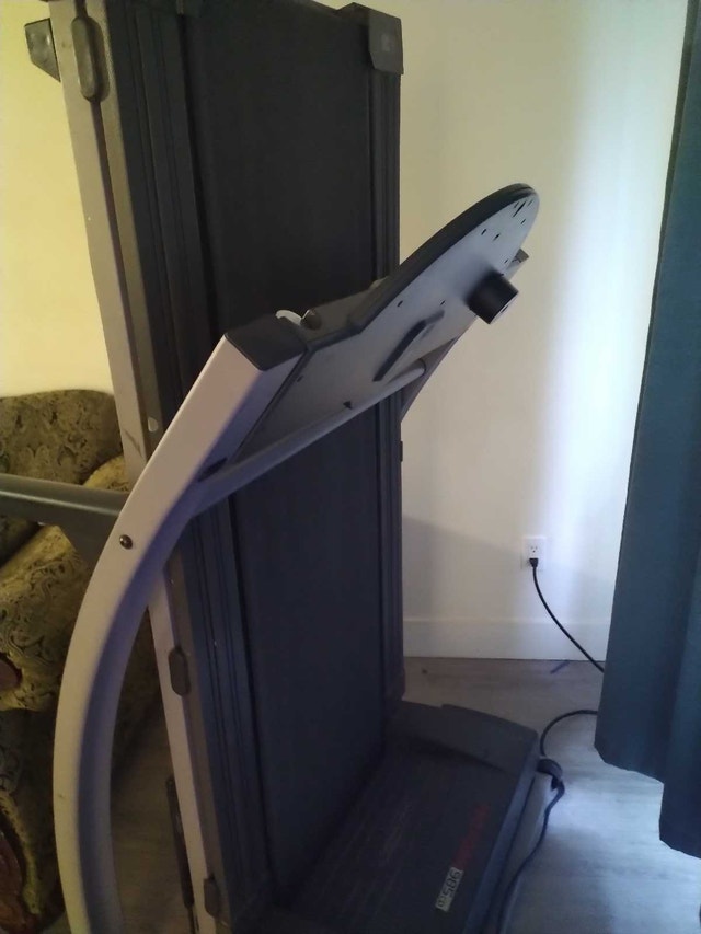 ProForm Crosswalk 380 Treadmill - photo 5