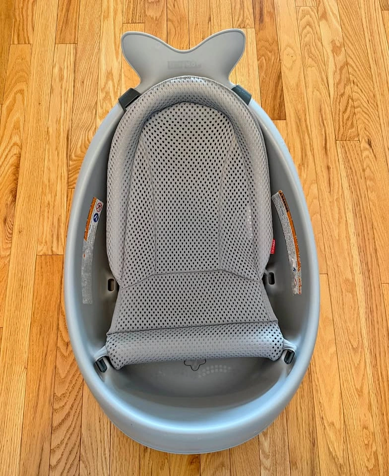 SKIP HOP brand baby bathtub