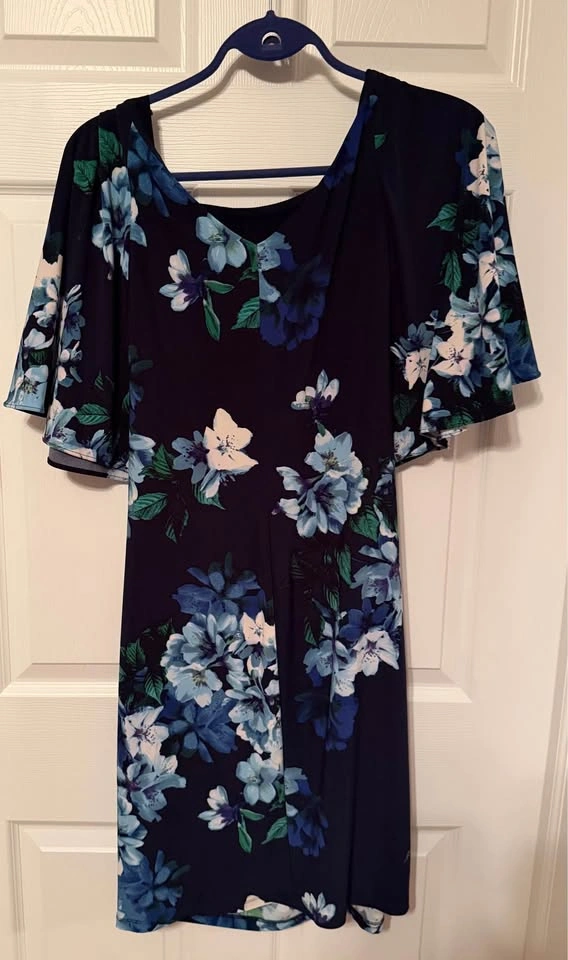 NEW blue flowery Ralph Lauren size 12 - photo 3