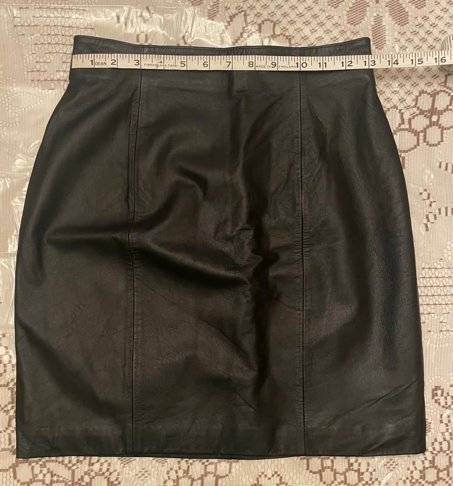 Ladies leather skirt - photo 2