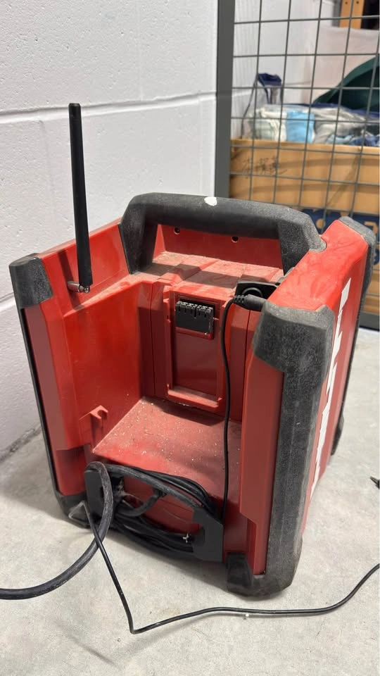 Hilti Bluetooth Radio - photo 3