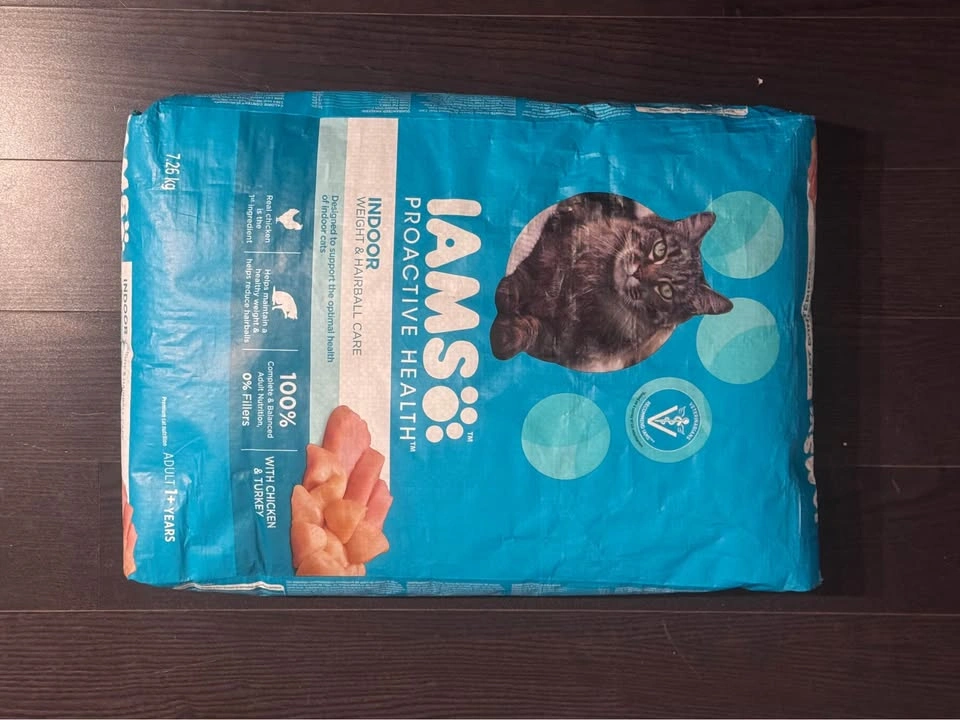 IAMS Indoor Cat Food 7.26kg Chicken & Turkey - photo 2