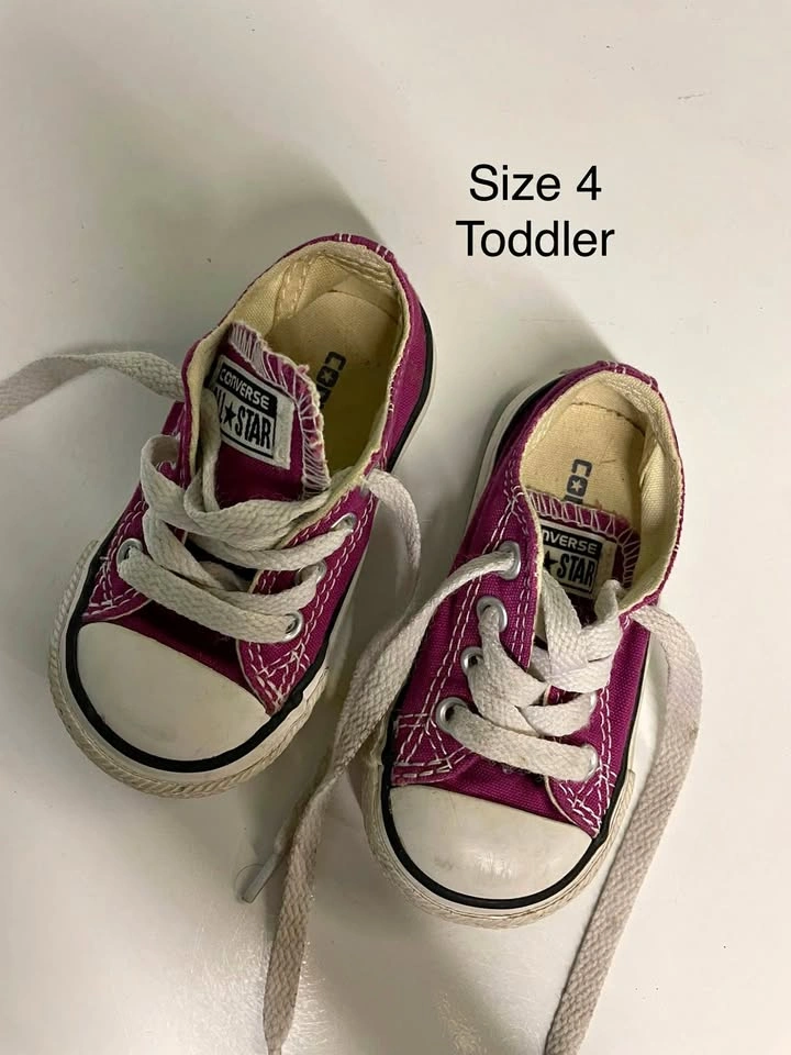 Toddler running shoes CONVERSE size 4