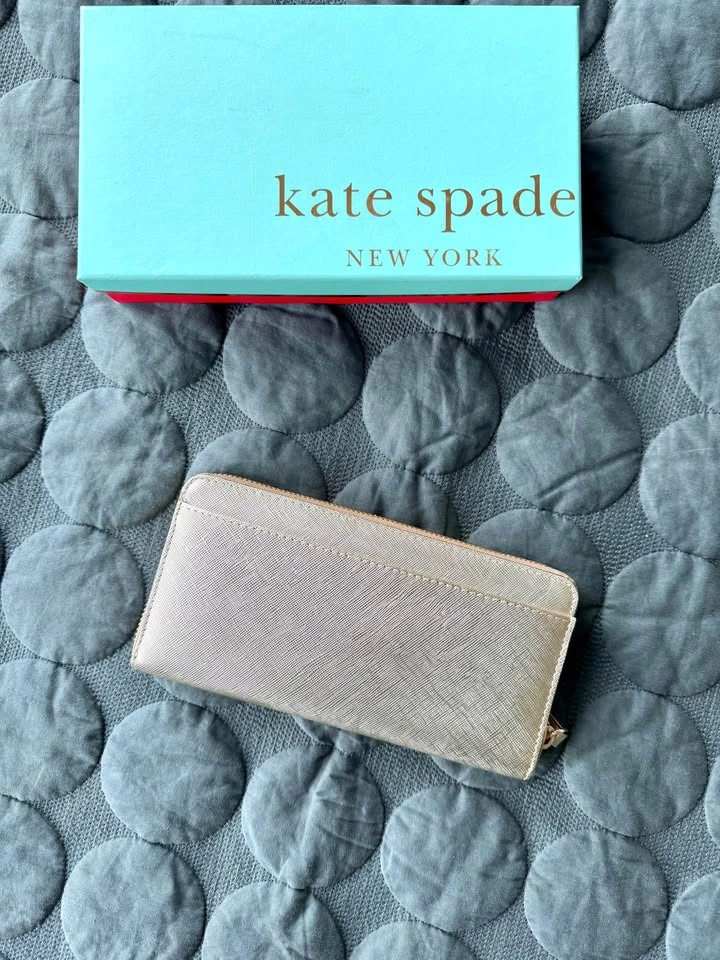 Kate Spade Boxed Metallic Wallet - photo 5