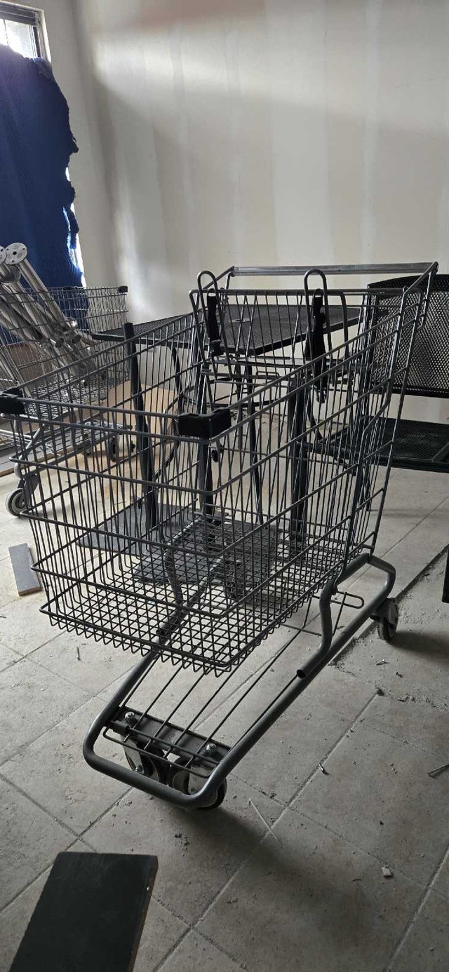 SHOPPING CARTS FOR SALE