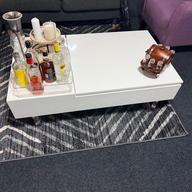 Lift Top Structube Coffee Table