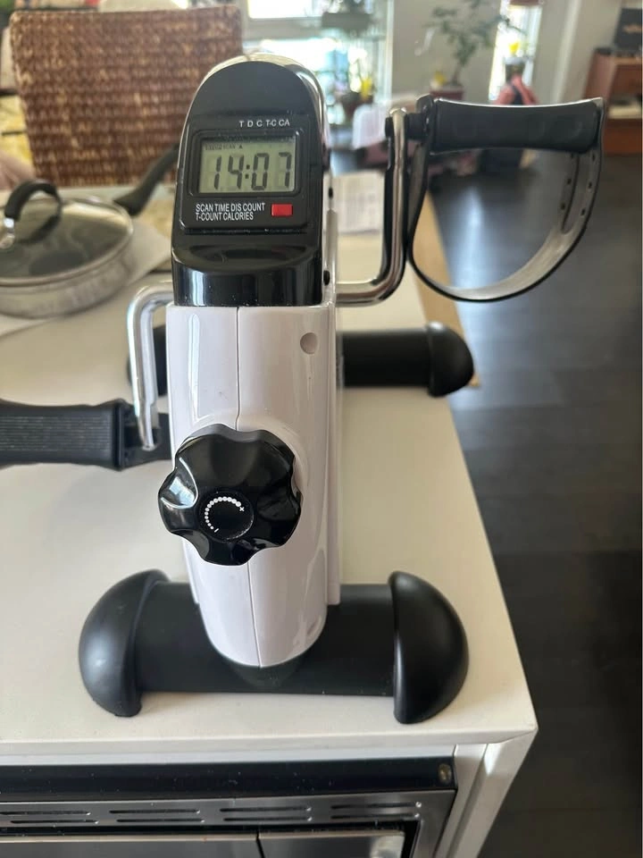Todo Mini Pedal Exercise Bike - photo 2