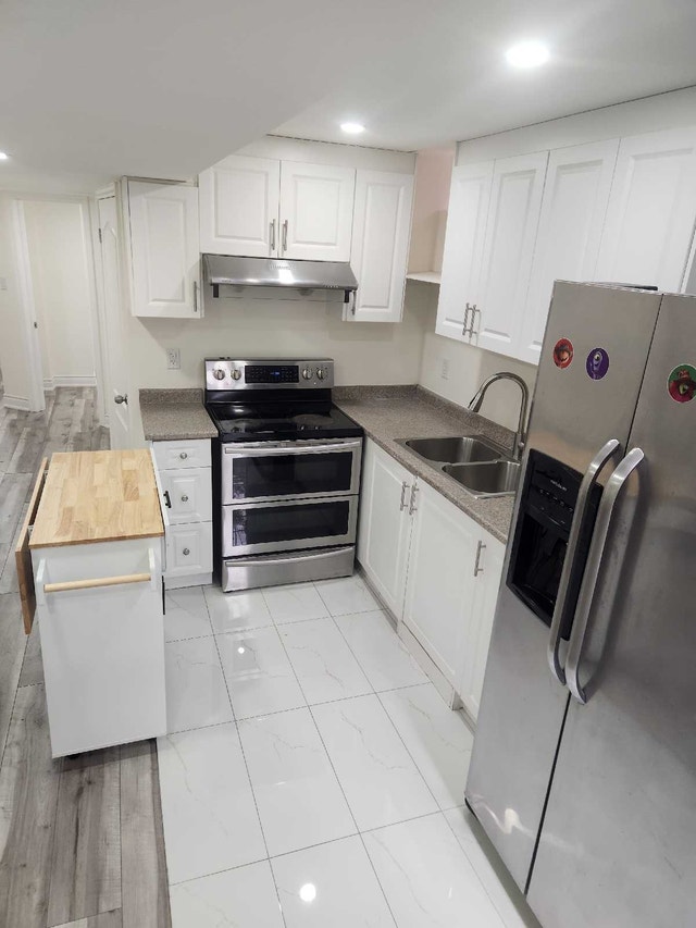 2 Bedroom Basement for Rent 905 965 1167