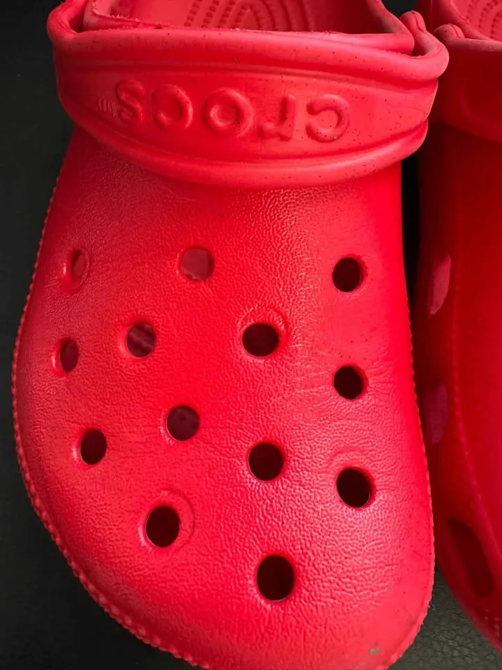 Kids Crocs Size 1J image indicator(2)