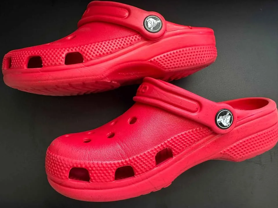Kids Crocs Size 1J image indicator(4)