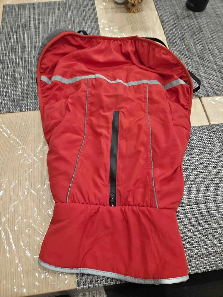 Dogs beautiful winter jacket ..size M to L dog