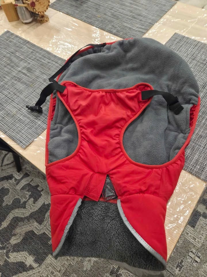 Dogs beautiful winter jacket ..size M to L dog - photo 2