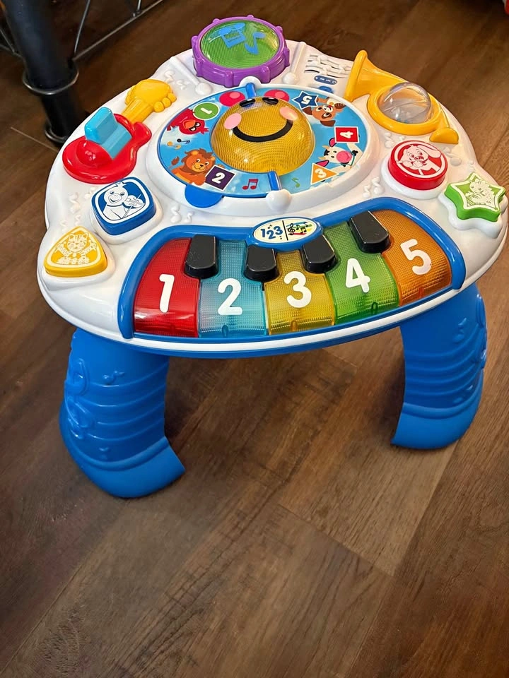 Baby Einstein Discovering Table