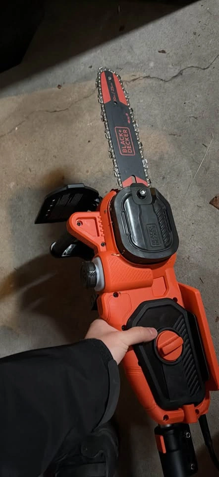 Black+Decker 2-in-1 Pole Saw & Chainsaw 10-inch - photo 3