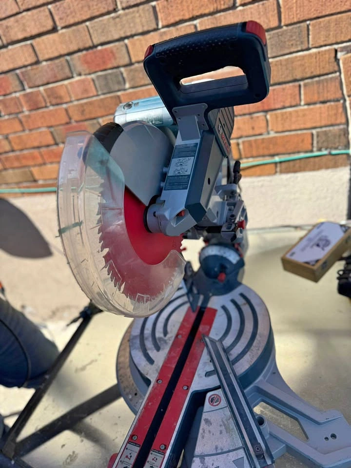 Bosch 12" Sliding Miter Saw GCM12SD – Professional Grade