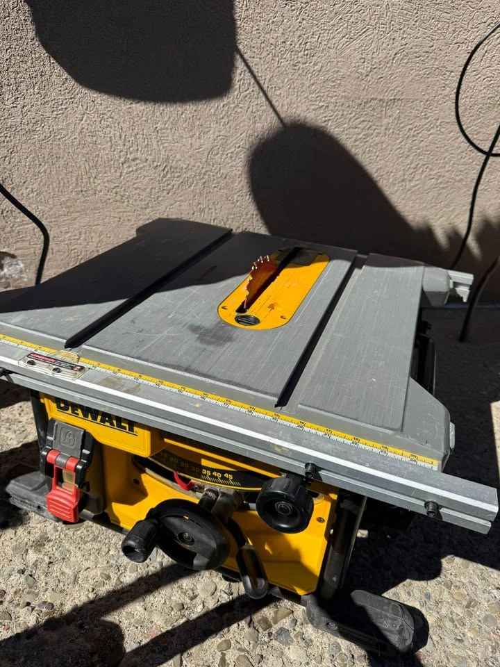 DeWalt DWE7485 Table Saw – 8 1/4” Compact Jobsite Saw - photo 2