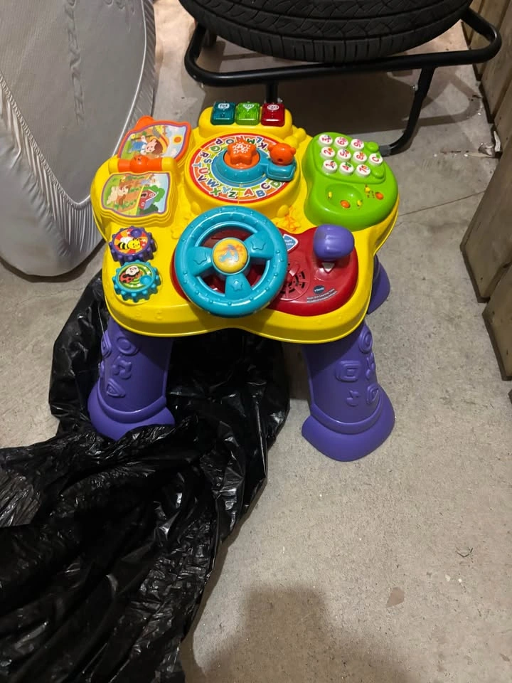 VTech Activity Table Kids Toy - photo 2