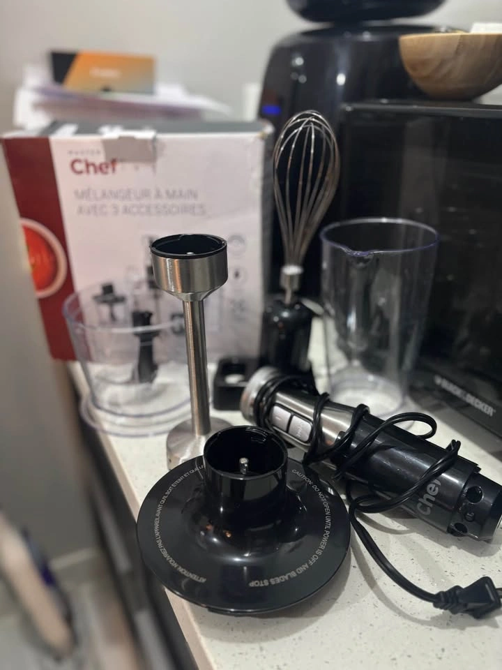 Hand blender with 3 attachments - photo 2