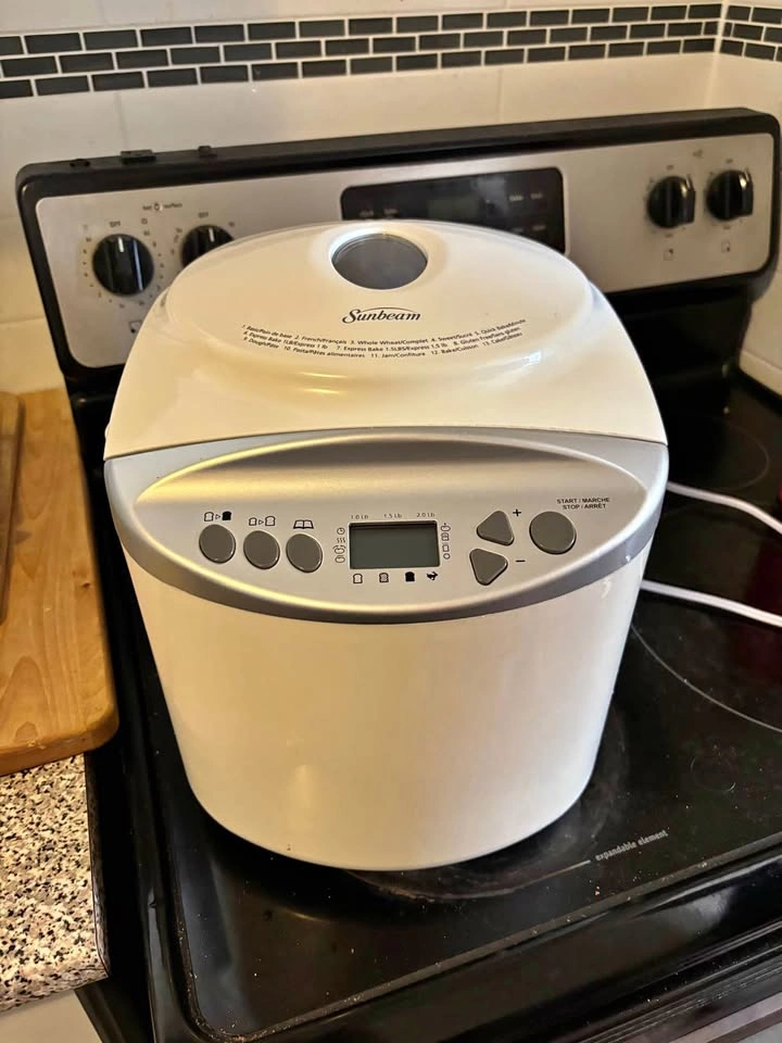 Sunbeam Automatic Bread Maker GKSBB903003