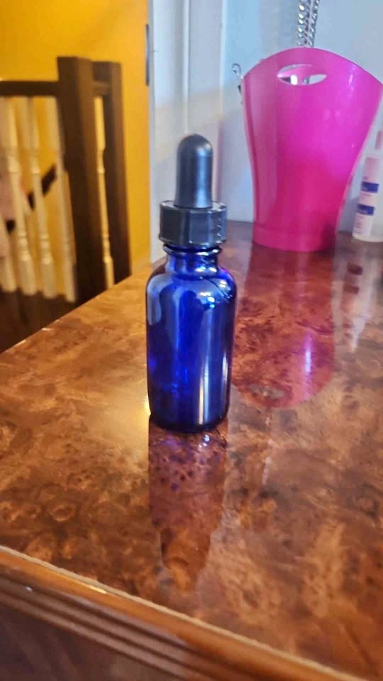 10 oz BLUE Glass Bottles (45pcs)