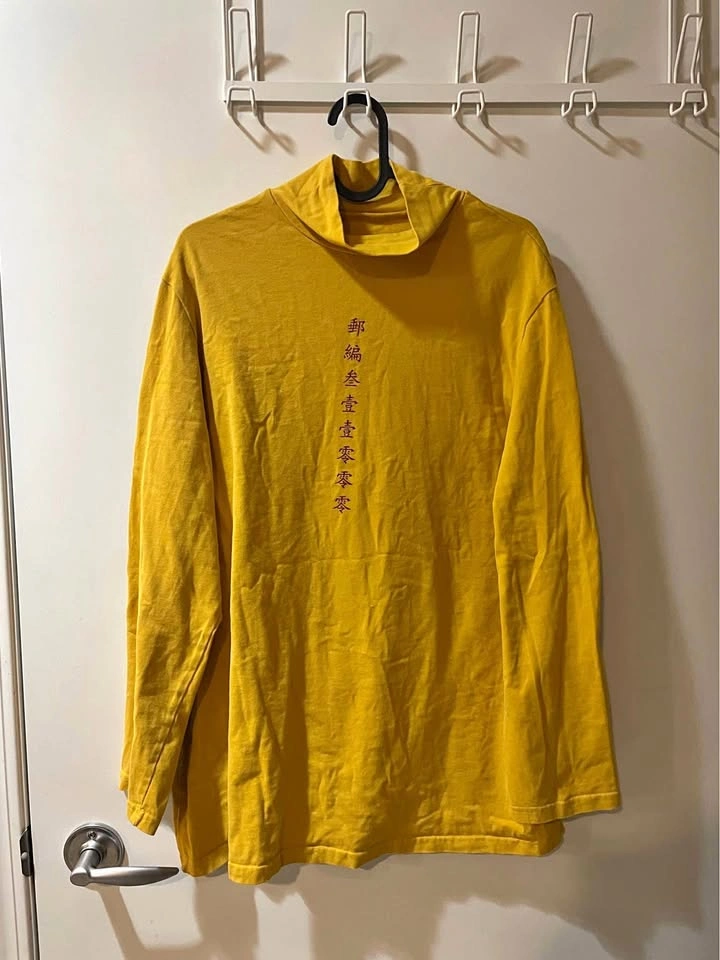 Long sleeve turtleneck shirt