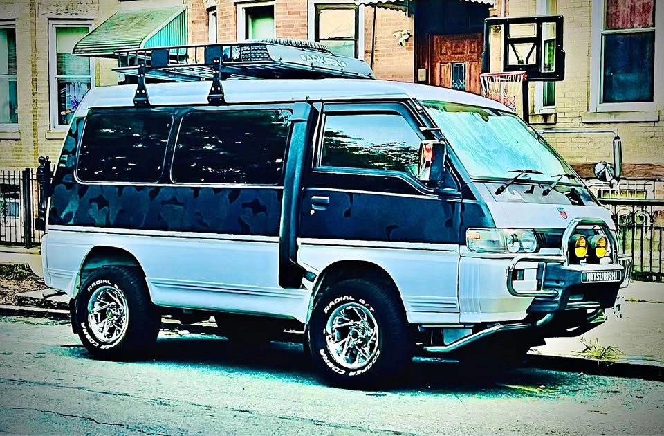 1997 Mitsubishi Delica Star Wagon L300 4x4 - photo 3
