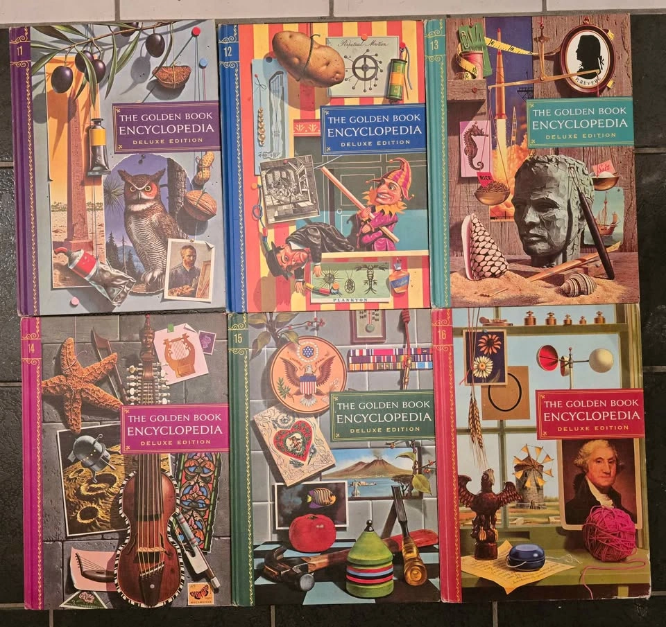 Vintage 1959 Golden Book Encyclopedia Set - 16 Volumes - photo 3