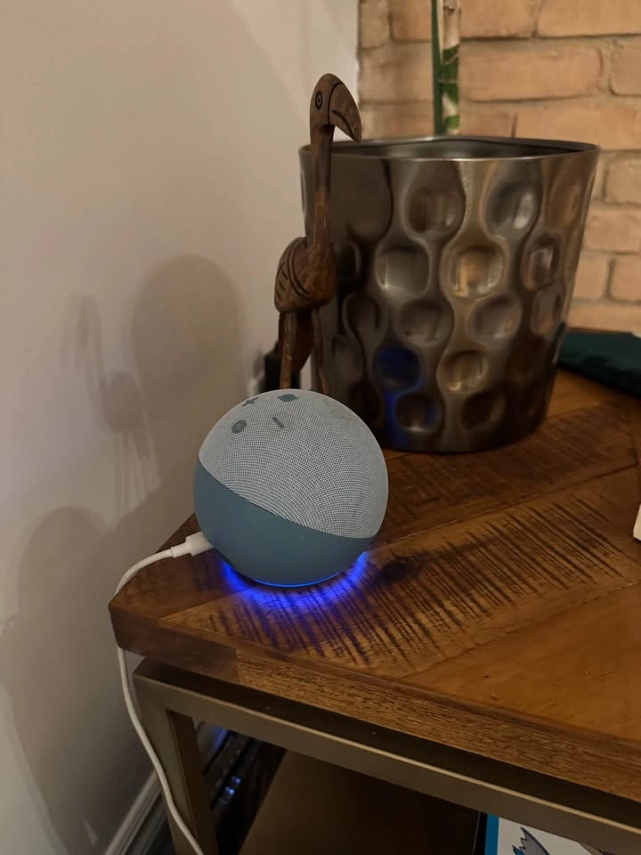 3 x Amazon Echo Dot 4th Gen Light Blue/Grey - photo 3