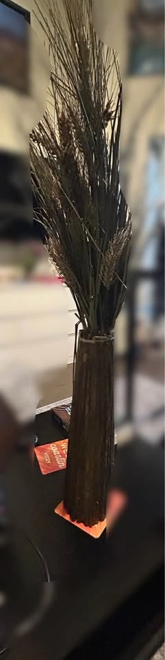 Artificial green decorative foliage