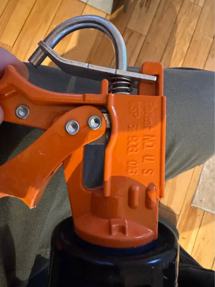 HD-128 Professional Caulking Gun - photo 3