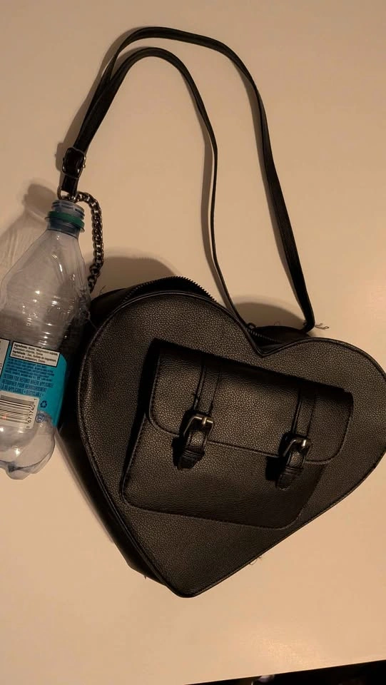 Black Goth Heart Purse - photo 2