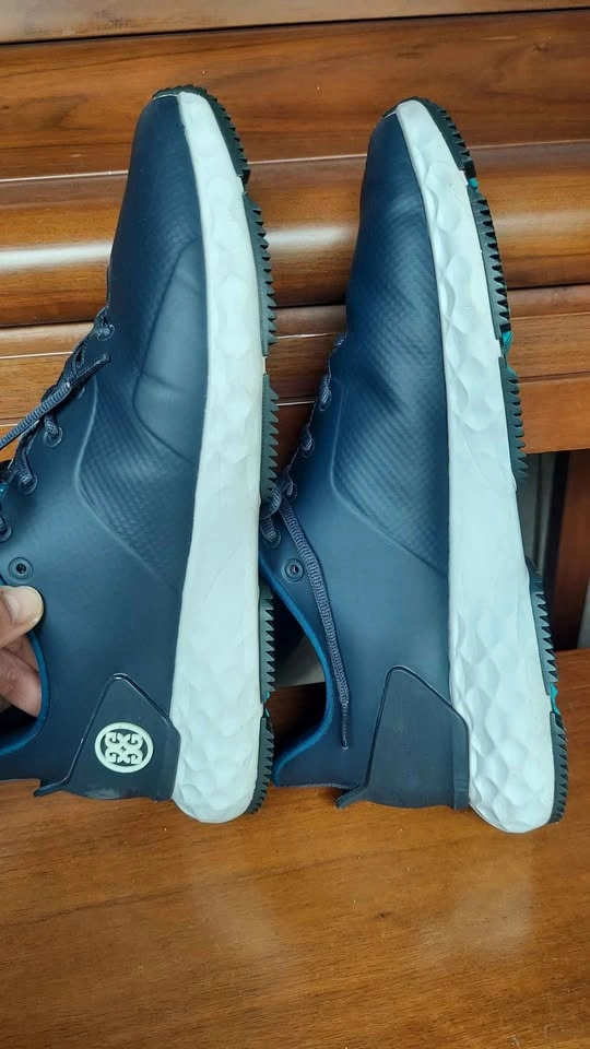 G/FORE MG4+ Spikeless Golf Shoes Men's Size 10 M - photo 5