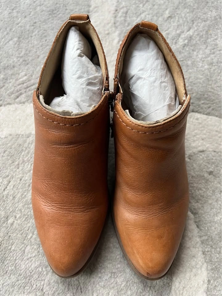 Naturalizer Zarie Ankle Boot Size 7 - photo 3