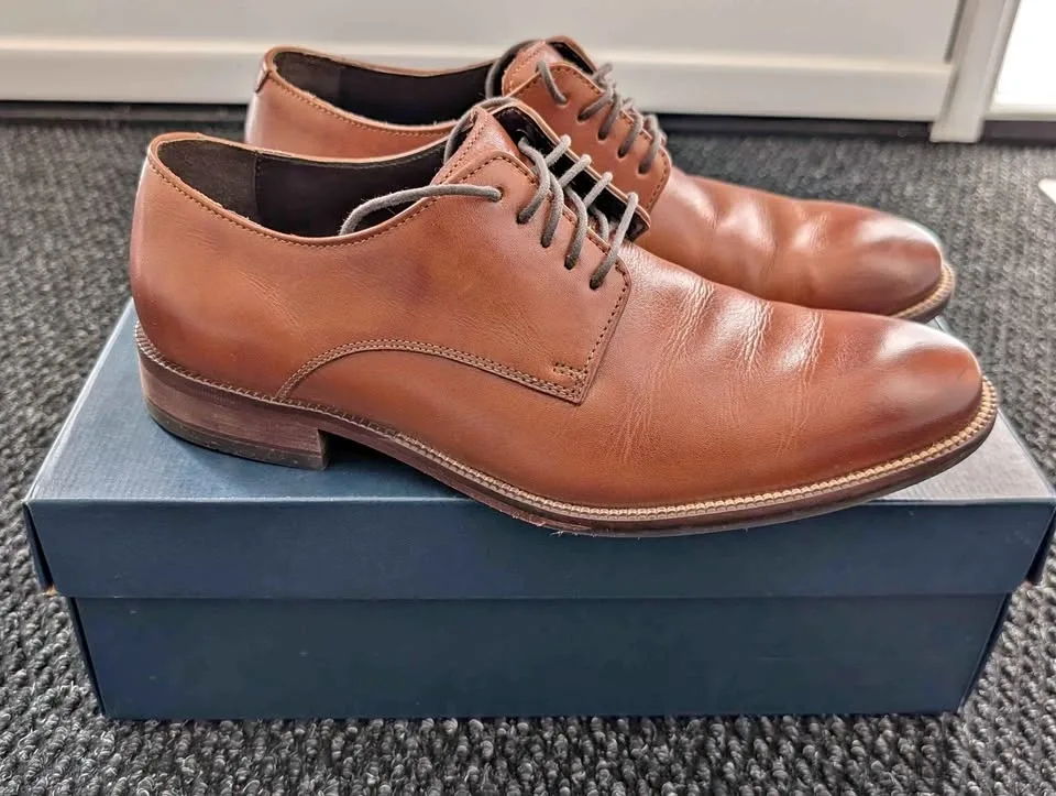 Cole Haan Benton Plain Oxford II (Size 7.5M) – $130