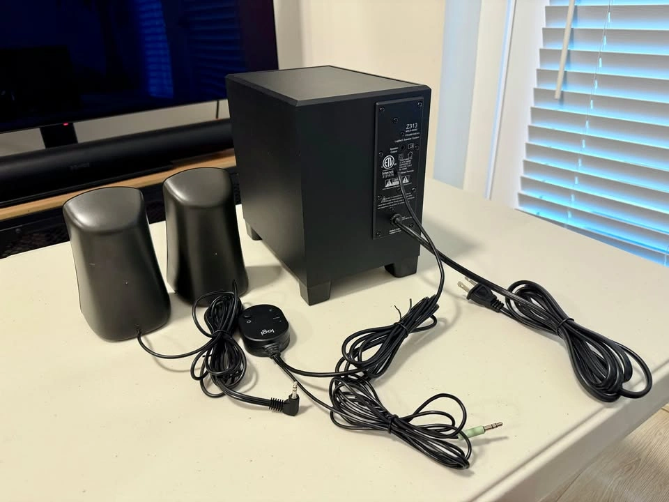 Logitech Z313 PC Speakers - photo 2