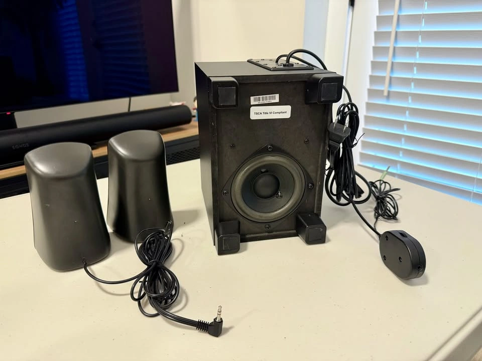 Logitech Z313 PC Speakers - photo 3
