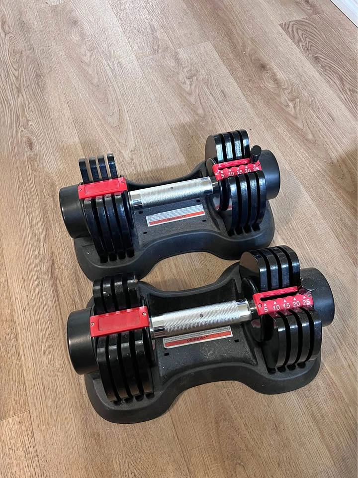 25 lb Adjustable Dumbbell Set