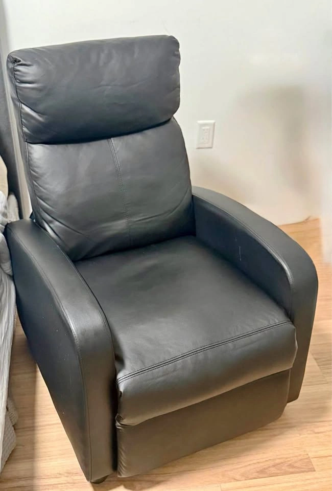 Recliner Sofa Chair for Living Room (Black Leather)