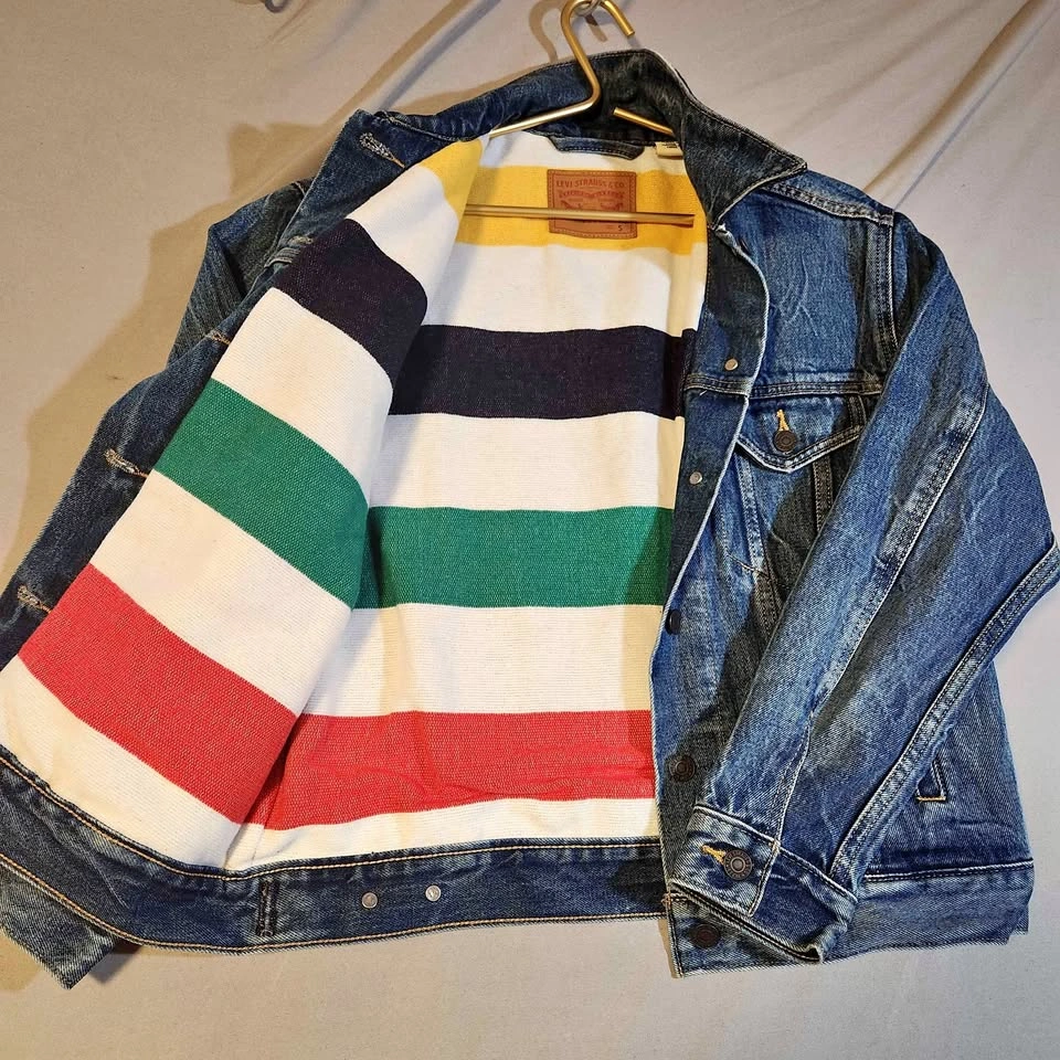 Levi’s x HBC Denim Trucker Jacket - Striped Blanket Lined - Size