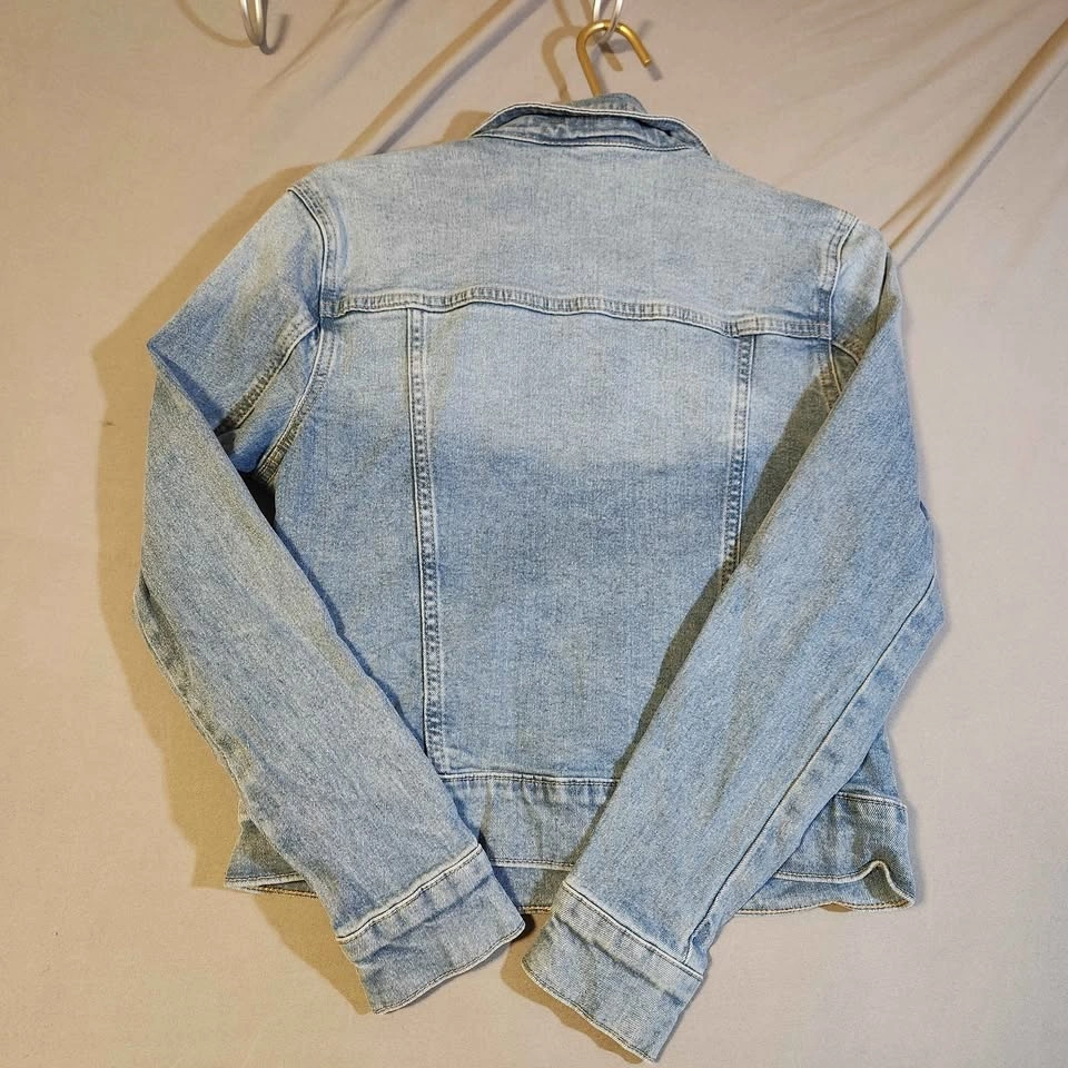 NWT Ever New Hattie Denim Jacket light wash size USA 4 - photo 4